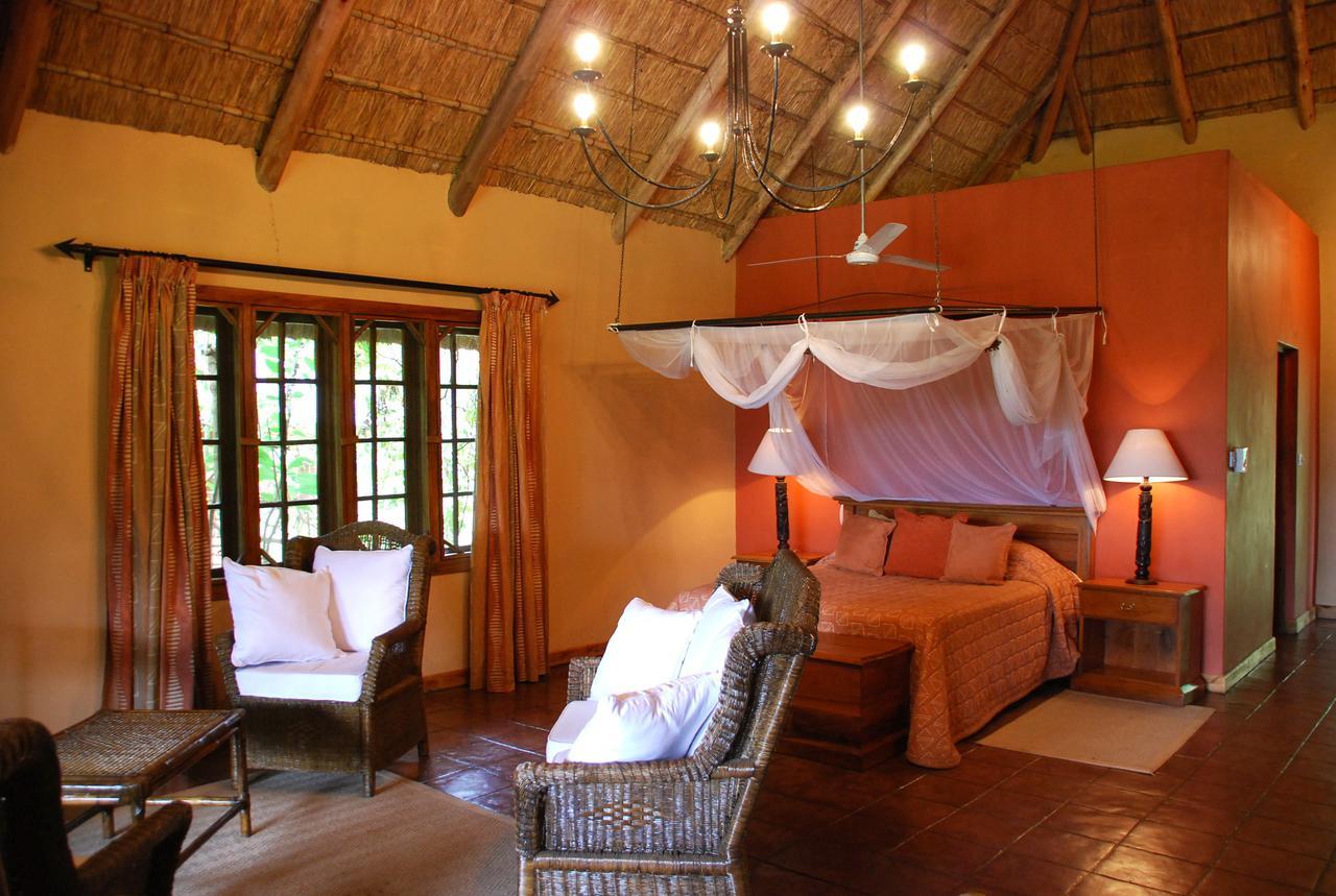Kumbali Country Lodge ลิลองเว ภายนอก รูปภาพ
