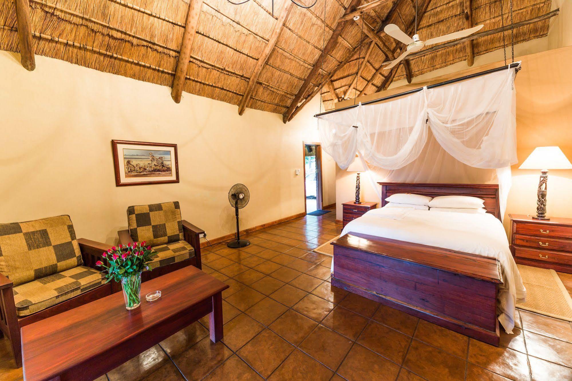 Kumbali Country Lodge ลิลองเว ภายนอก รูปภาพ