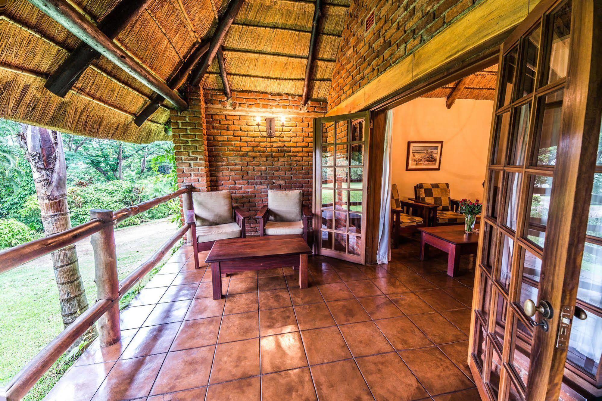 Kumbali Country Lodge ลิลองเว ภายนอก รูปภาพ