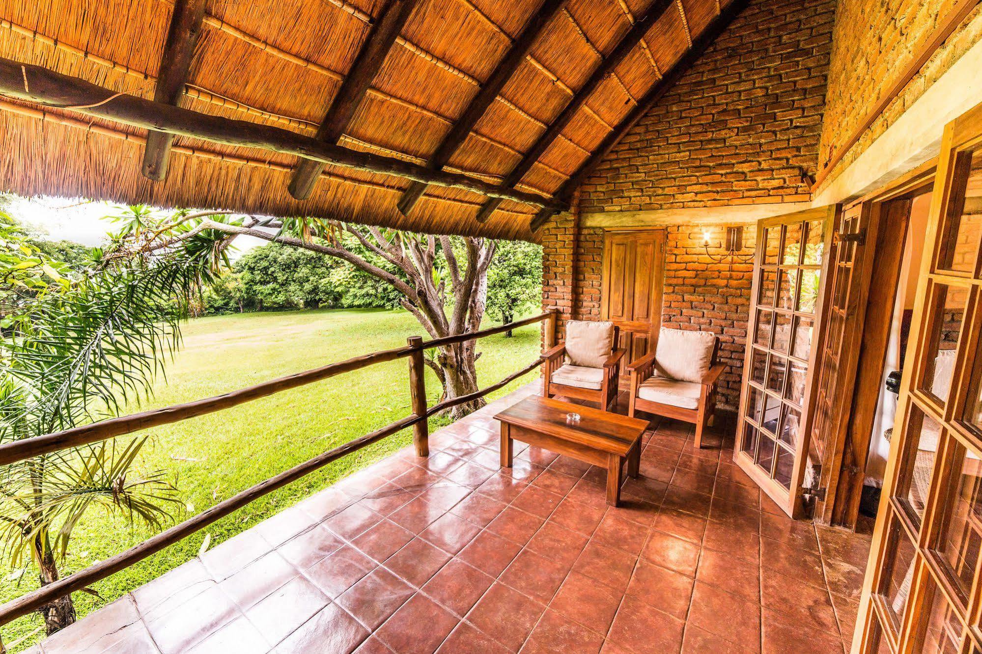 Kumbali Country Lodge ลิลองเว ภายนอก รูปภาพ